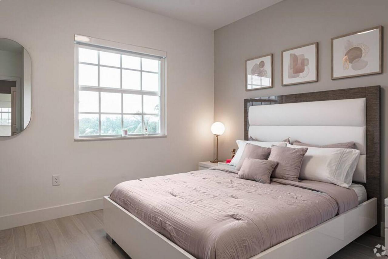 Dahlia - The Designer Townhome เลกเวิร์ท ภายนอก รูปภาพ